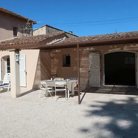 Сasa de vacaciones Le Pilon By Interhome