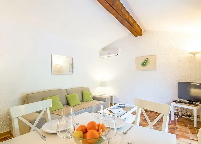 Le Pilon By Interhome Saint-Tropez